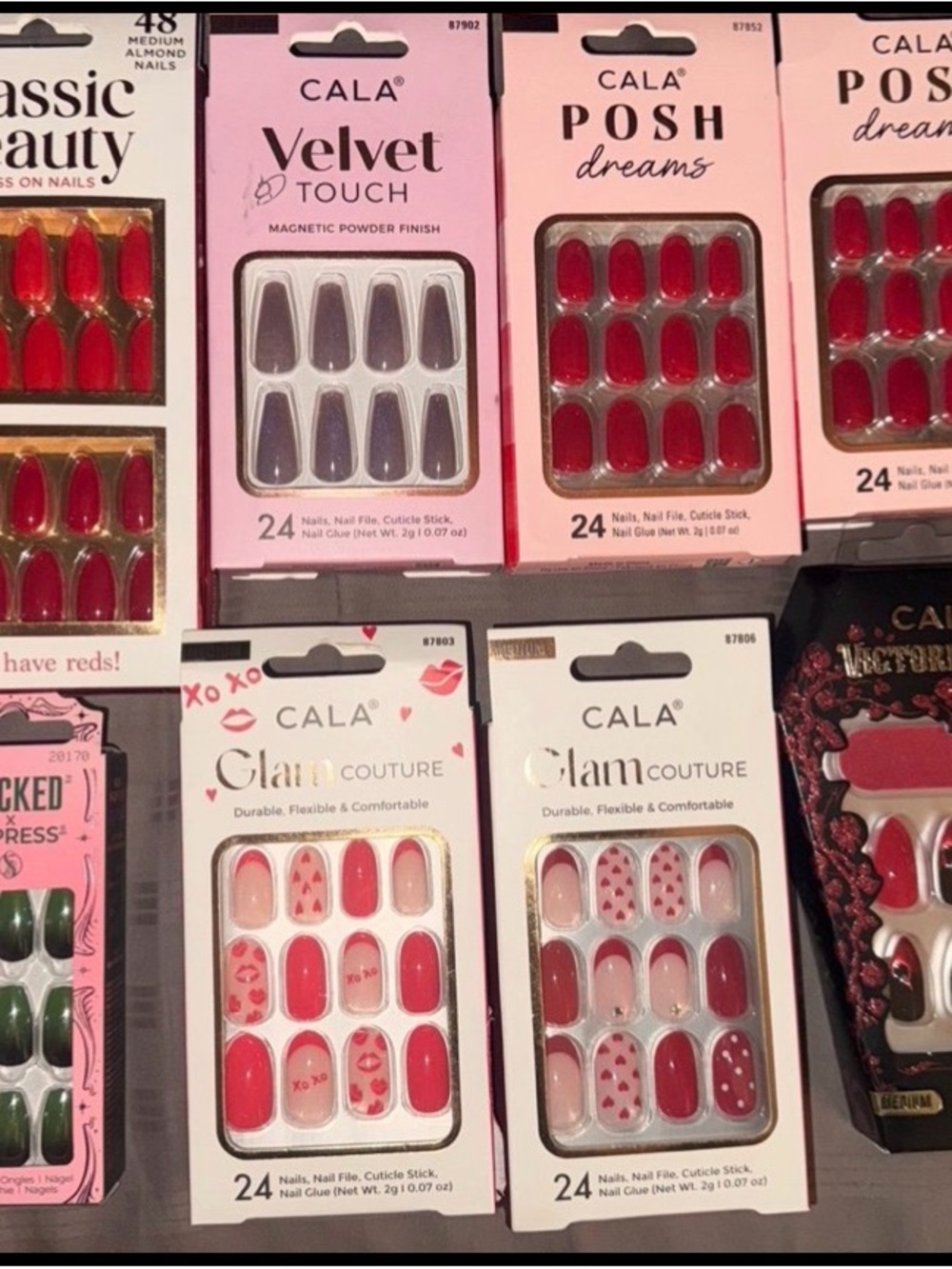12 Set of Press On Nails